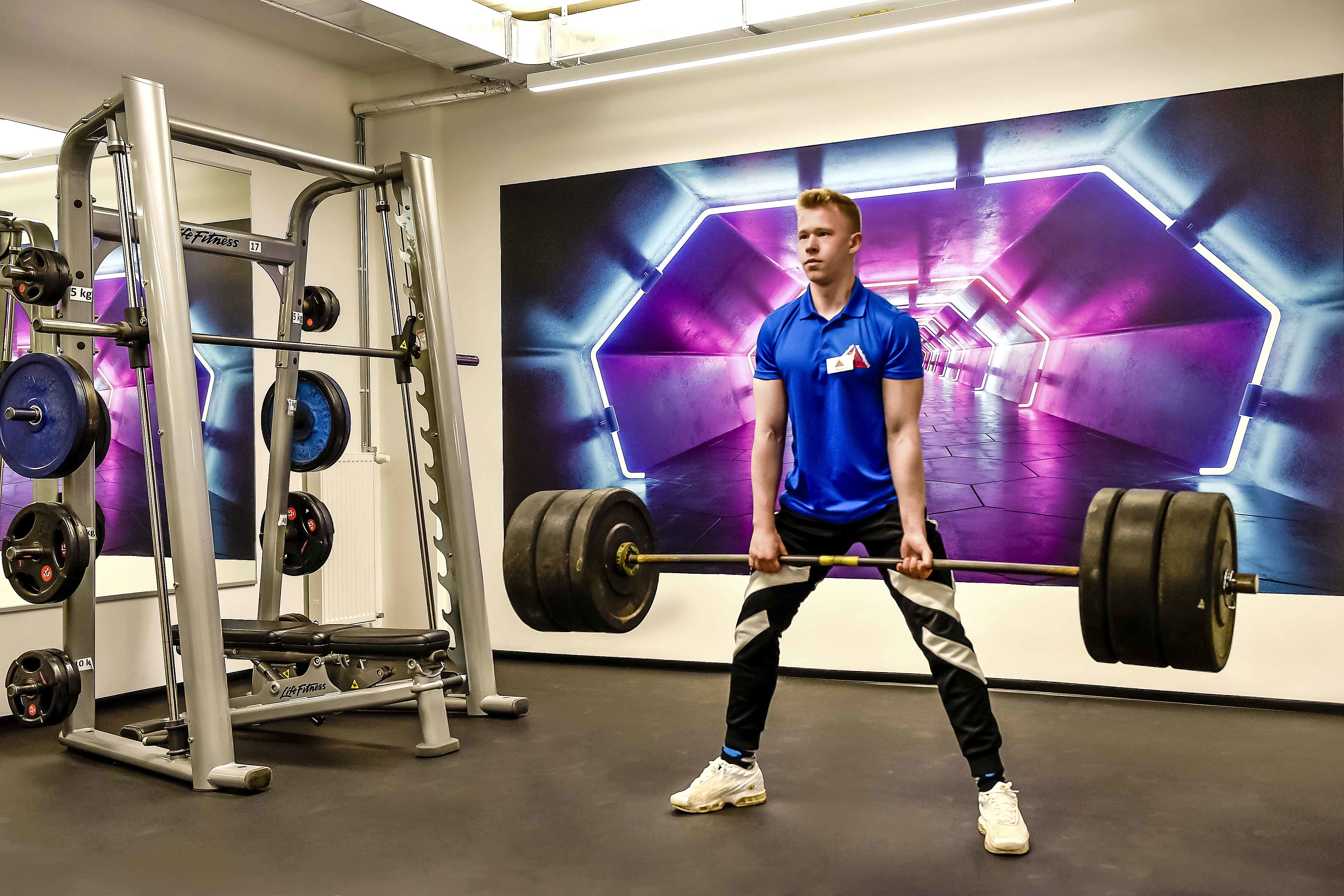 Im Fitnessstudio Arabellapark München Bogenhausen hast du beste Bedingungen für dein Krafttraining Krafttraining im Arabellapark