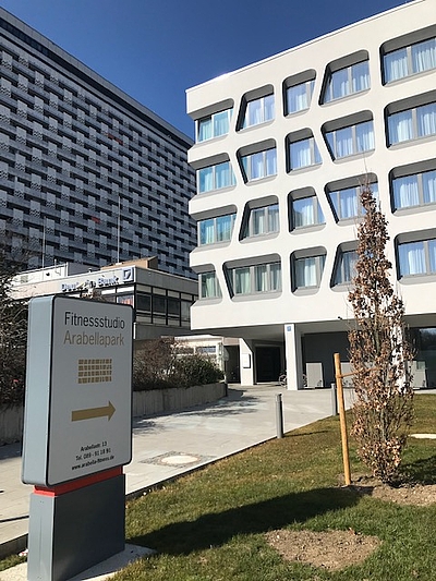 im kernsaniertem, neuen Gebäude befindet sich unser Fitnessstudio alles neu im Fitnessstudio Arabellapark