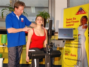 SpineMAXX- Rückendiagnose im Fitnesstudio Arabellapark in München